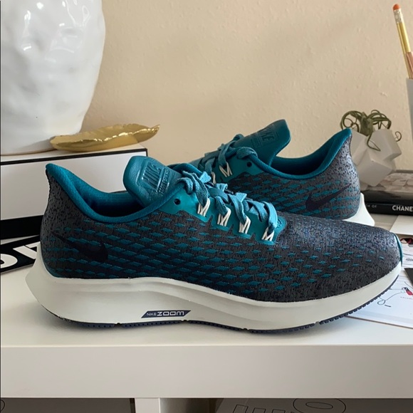 NWT Nike Air Zoom Pegasus 35 running shoes - Picture 4 of 8